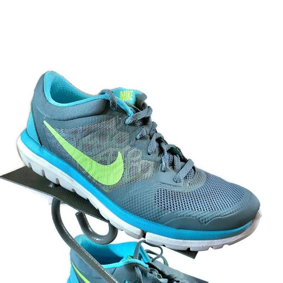 Nike Shoes - Genuine Nike Fitsole sneakers Blue Gray Green Sz 8
